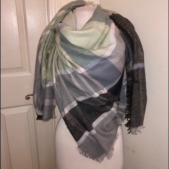 NWT Olive & Pique Oversized Blanket Scarf - Picture 4 of 5